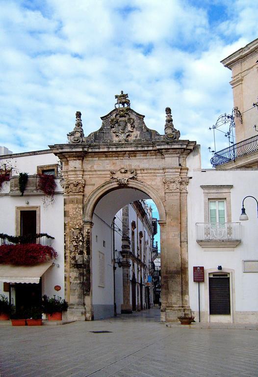 Archetto Bianco Bed and Breakfast Martina Franca Exteriör bild