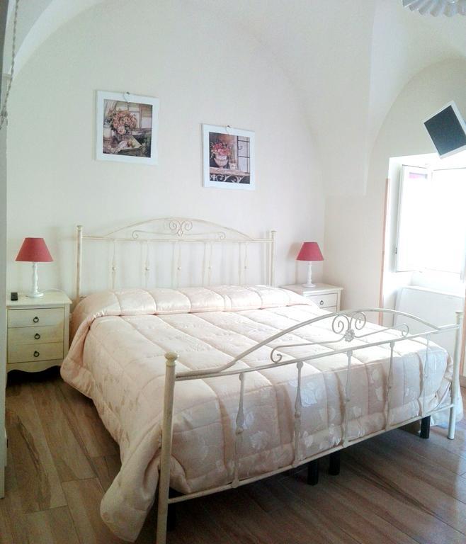 Archetto Bianco Bed and Breakfast Martina Franca Exteriör bild